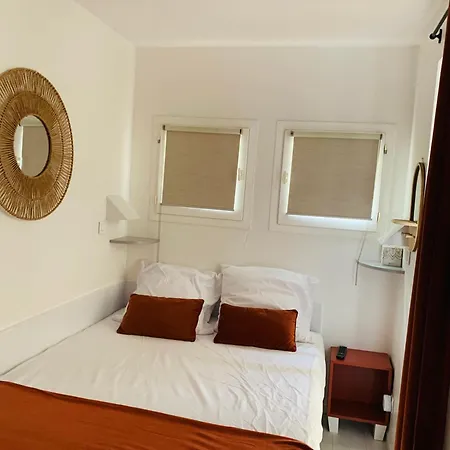 Appartement Avec Jardin Clos Classe Premium Piscine Chauffee Apartment *