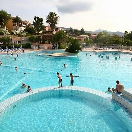 Appartement Avec Jardin Clos Classe Premium Piscine Chauffee Saint-Raphael (Var)